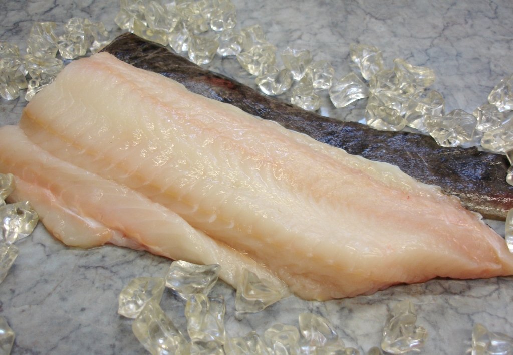 1kg Market Fresh Fish Catfish Fillets Skinned and Boned - Ideas for Valentines Romantic Meals, Mother's Day Treats, Dinner Parties, 1-3 Fillets