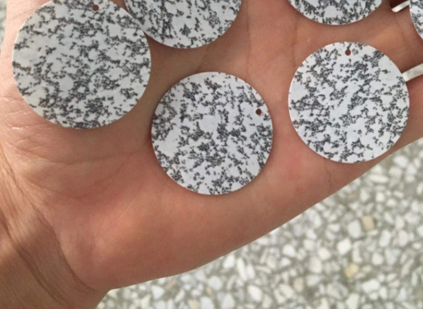 Materiały do szycia DIY koralik 20 mm okrągły biały marmur płaskie cekiny PCV koraliki akcesoria odzieżowe