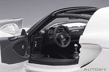 オートアート1/18ヘネシー　ヴェネム GT Amazon | AUTOart 1/18 ヘネシー ヴェノム GT ワールドファス