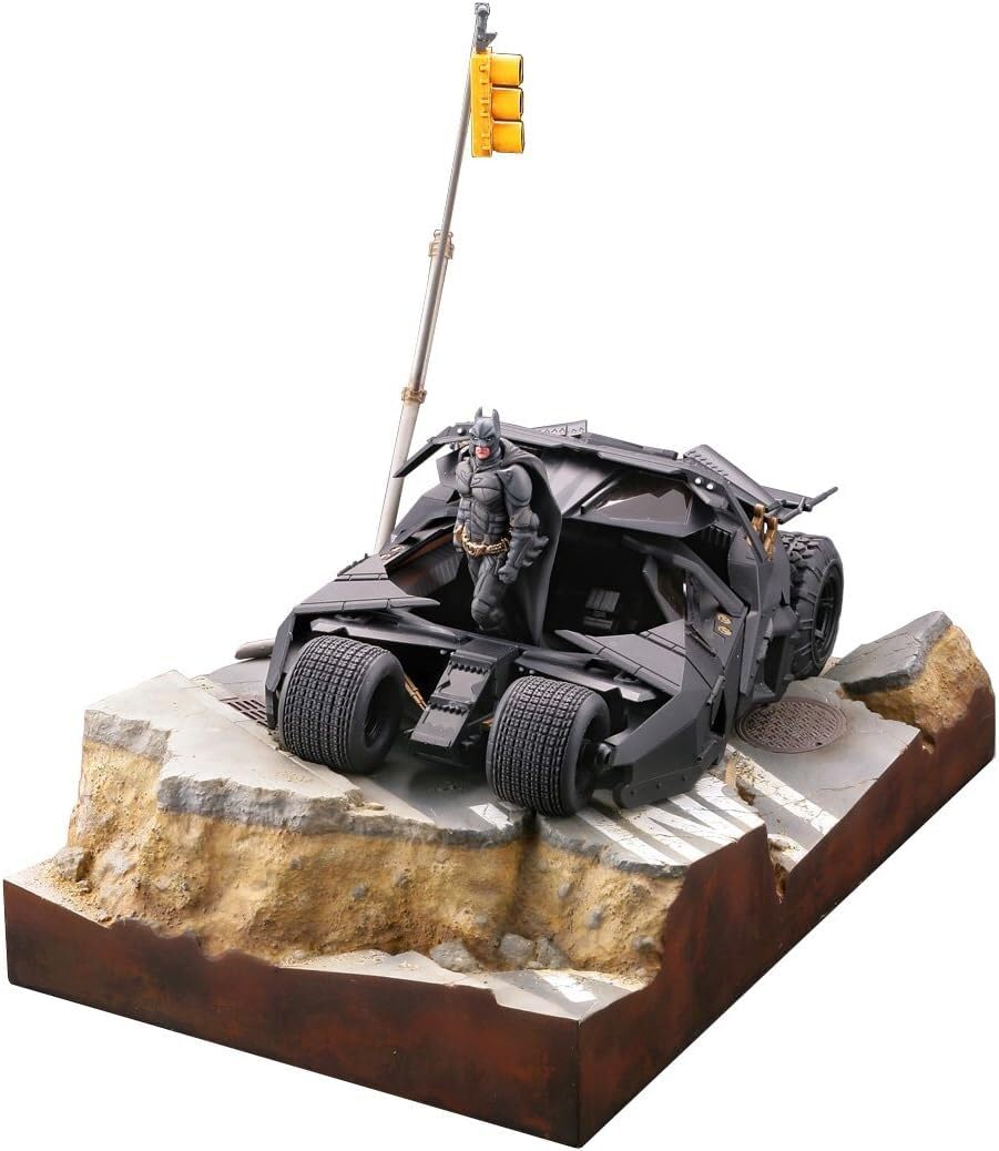 バットモービル ゴッサムシティ ミニチュア Amazon.co.jp: レガシーOFリボルテック バットモービル