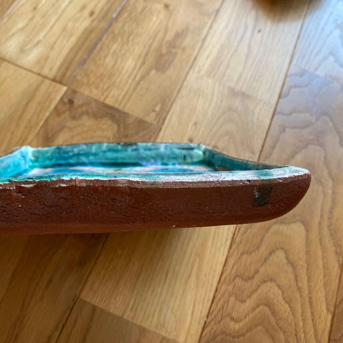 Amazon.co.jp: 馬酔木窯 陶芸家 森正 少女の器 鳥 花 飾皿 絵皿 陶磁器