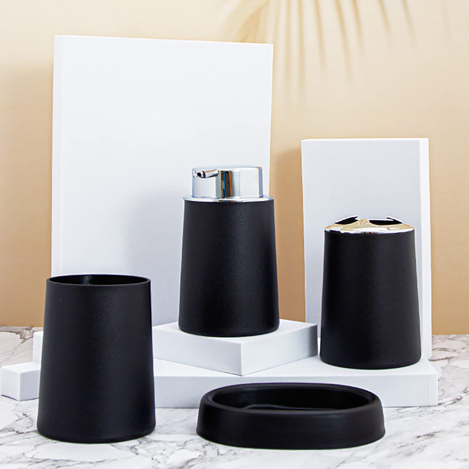 Juegos de Accesorios de baño, Simple Lustroso Acesorios Cuartos de Baño 4 Piezas con Dispensador Jabon Baño, Jabonera Baño, Porta Cepillo de Dientes para Champú Negro