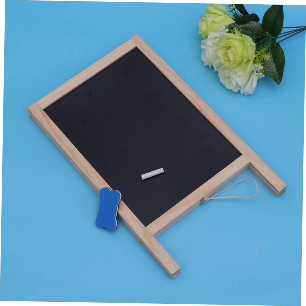 Mini Tableau Noir pour Comptoir de Bar en Bois 25x40 Cm Double Face Chevalet Pratique pour Affichage et Signalisation Alimentaire Couleur Aléatoire