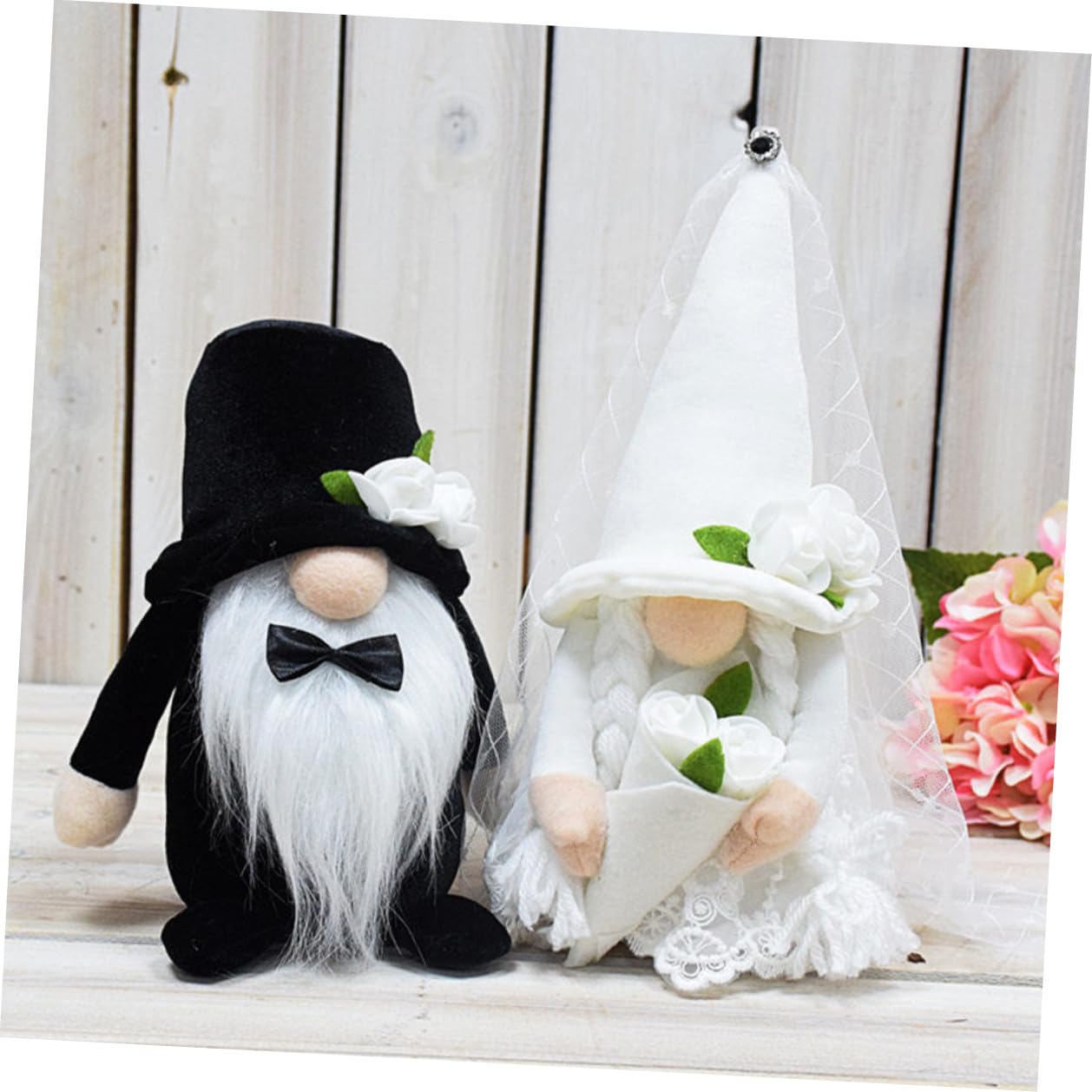 Hemobllo 2 Stück Teiliges Hochzeit Wichtel Deko Faceless GNOME Puppen Braut und Bräutigam Figuren Stehende Plüschornamente für Tisch und Fenster Romantische Hochzeitsdekoration