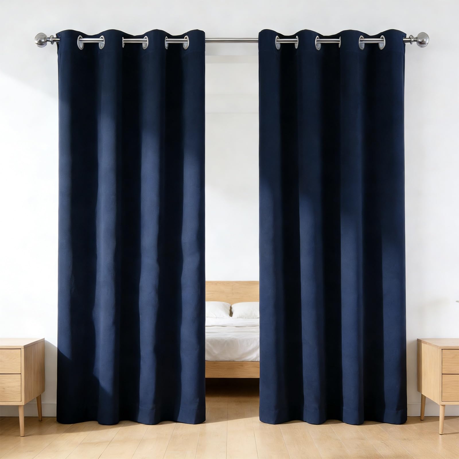 Rideau opaque anti chaleur et phonique bleu marine pour votre chambre