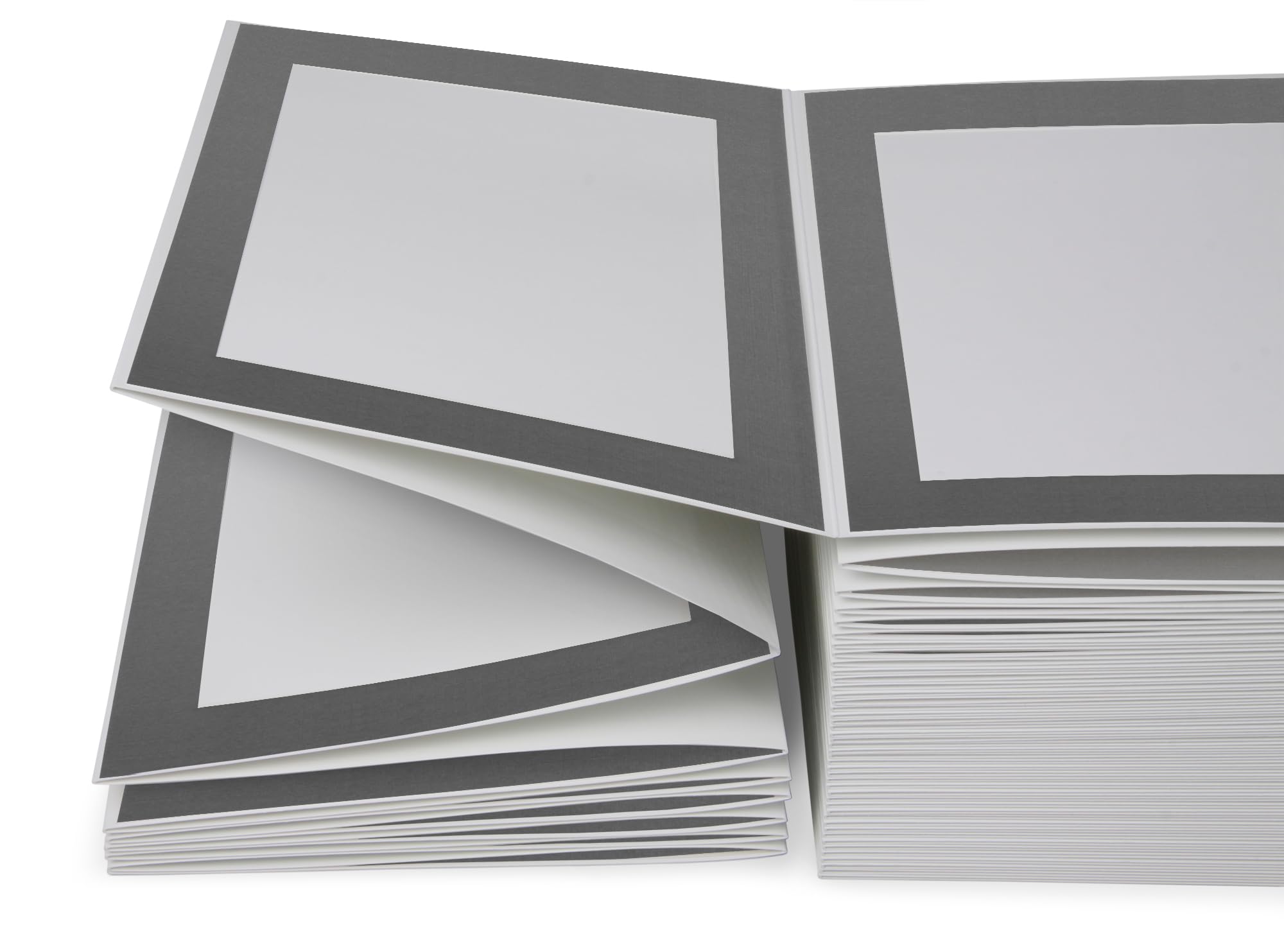 100er Leinen-Leporello 15x21 cm, Offset weiß/Leinen grau, Passepartout für Fotos im Format 13x18 cm, Ziehharmonika Bildercollage Hochzeit