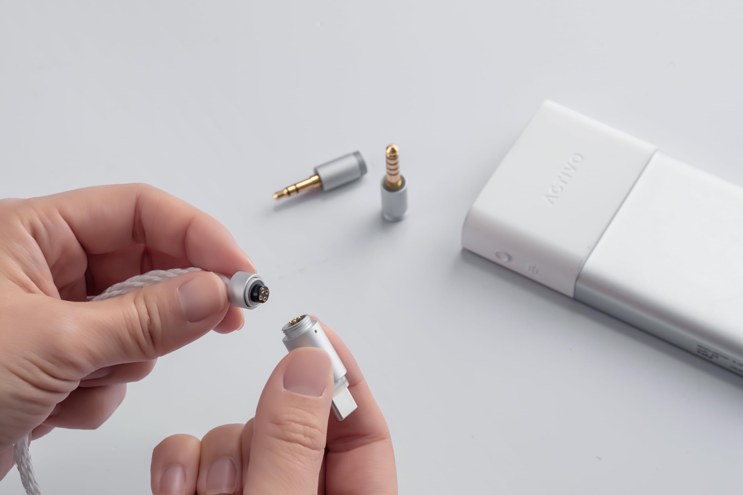Activo Scoop 5 Driver Hybrid In-Ear-Kopfhörer, Weiß