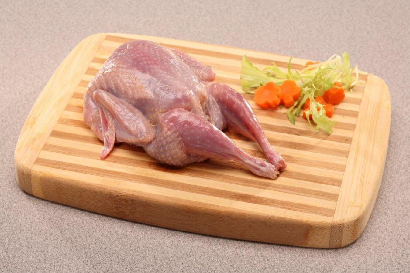 Manchester Farms Whole Quail, All Natural, 4 oz Avg, 6 Packs of 4, 24 Count, Fresh, Certified Humane