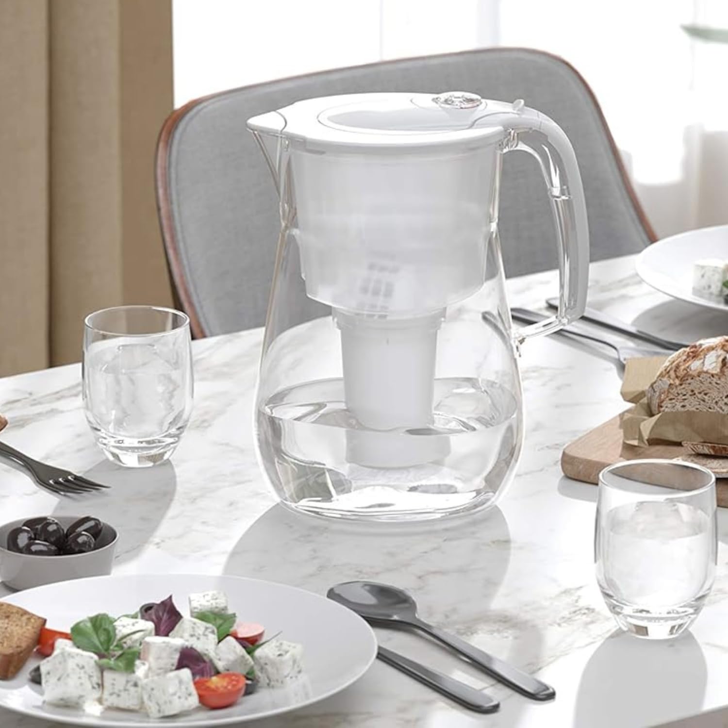 AQUAPHOR Provence bianco Caraffa filtrante con 1 Filtro A5 I Filtro per Acqua caraffa da 4,2l Realizzata in TRITAN I Riduce calcare e Cloro I Filtro Acqua da Tavolo I Perfetto per la Famiglia