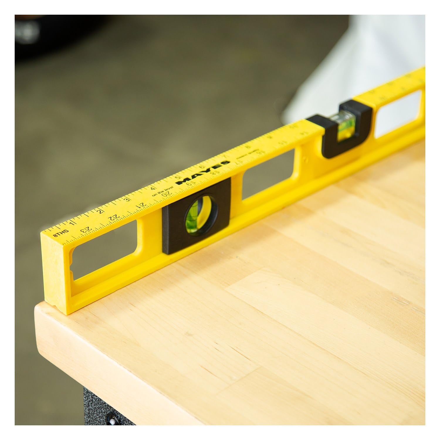 Mayes 24" Magnetic Level - Top View & V-Groove -7