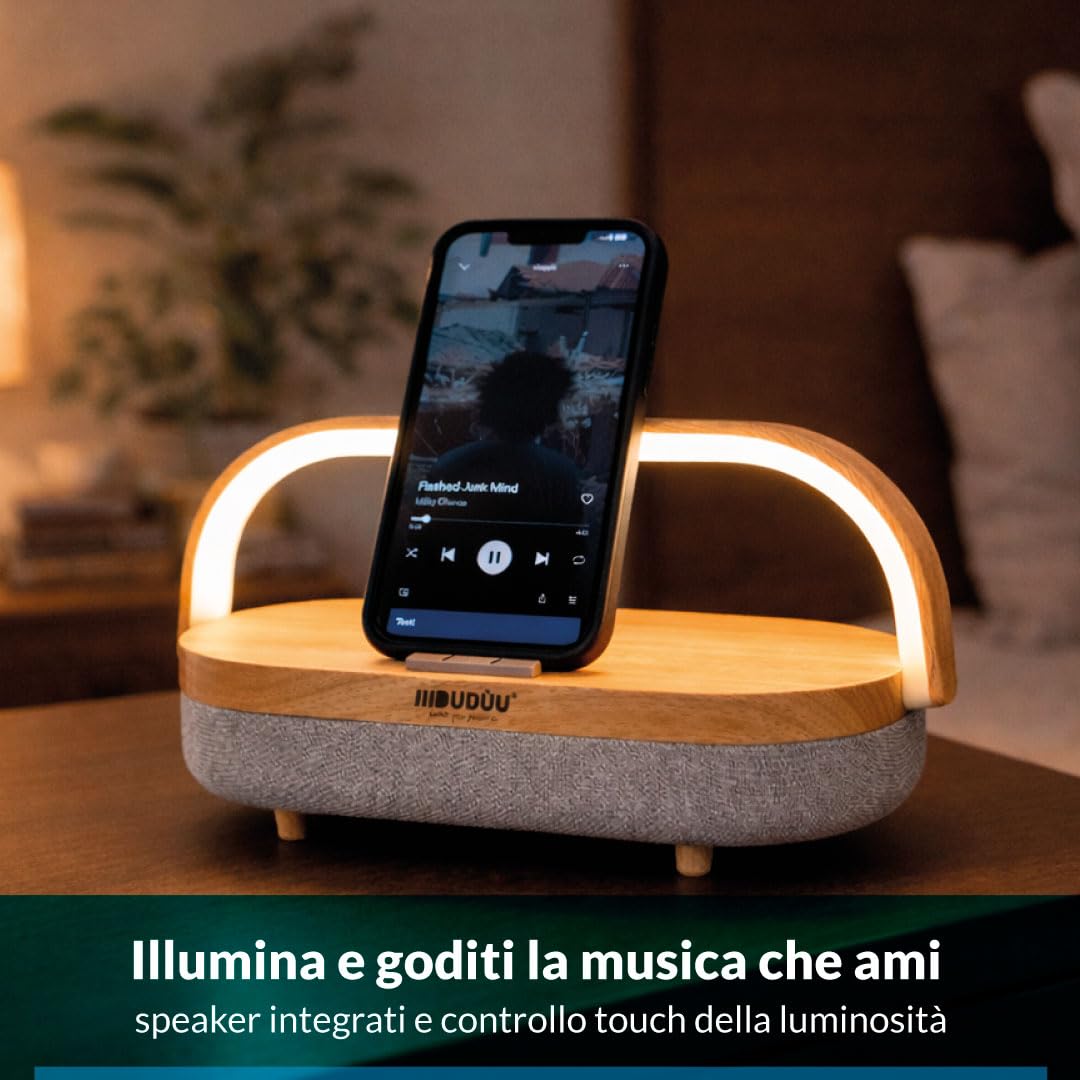 Mood Lampada Multifunzione 4 in 1 con Speaker Bluetooth 5.0, Ricarica Wireless Qi 10W, Powerbank Integrato e Lampada LED Dimmerabile Touch, Supporto Smartphone USB-C (Rovere)