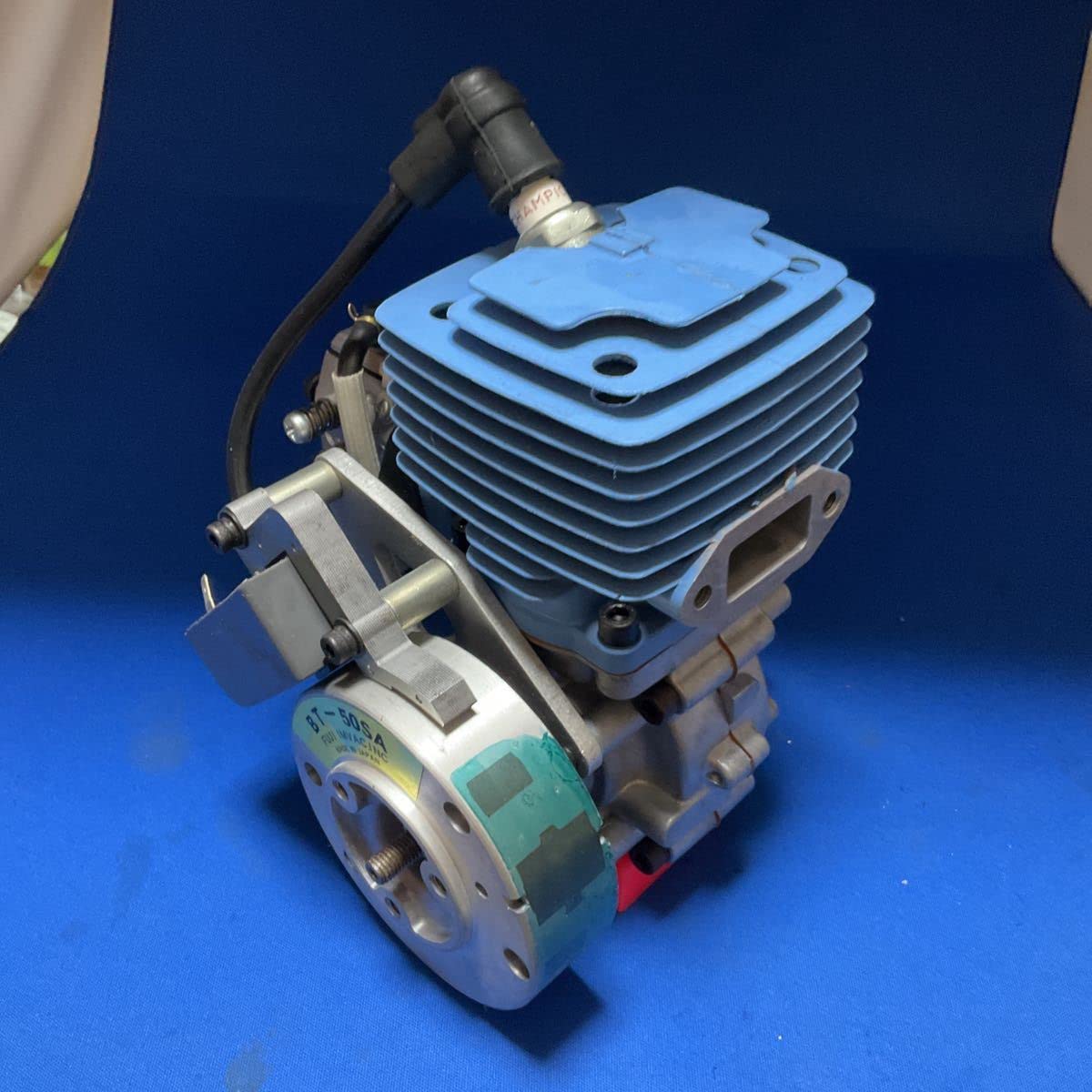 ラジコンエンジンFUJI IMVAC.INC BT-50SA 青 JAPAN製 ラジコンエンジンFUJI IMVAC.INC BT-50SA 青 JAPAN製
