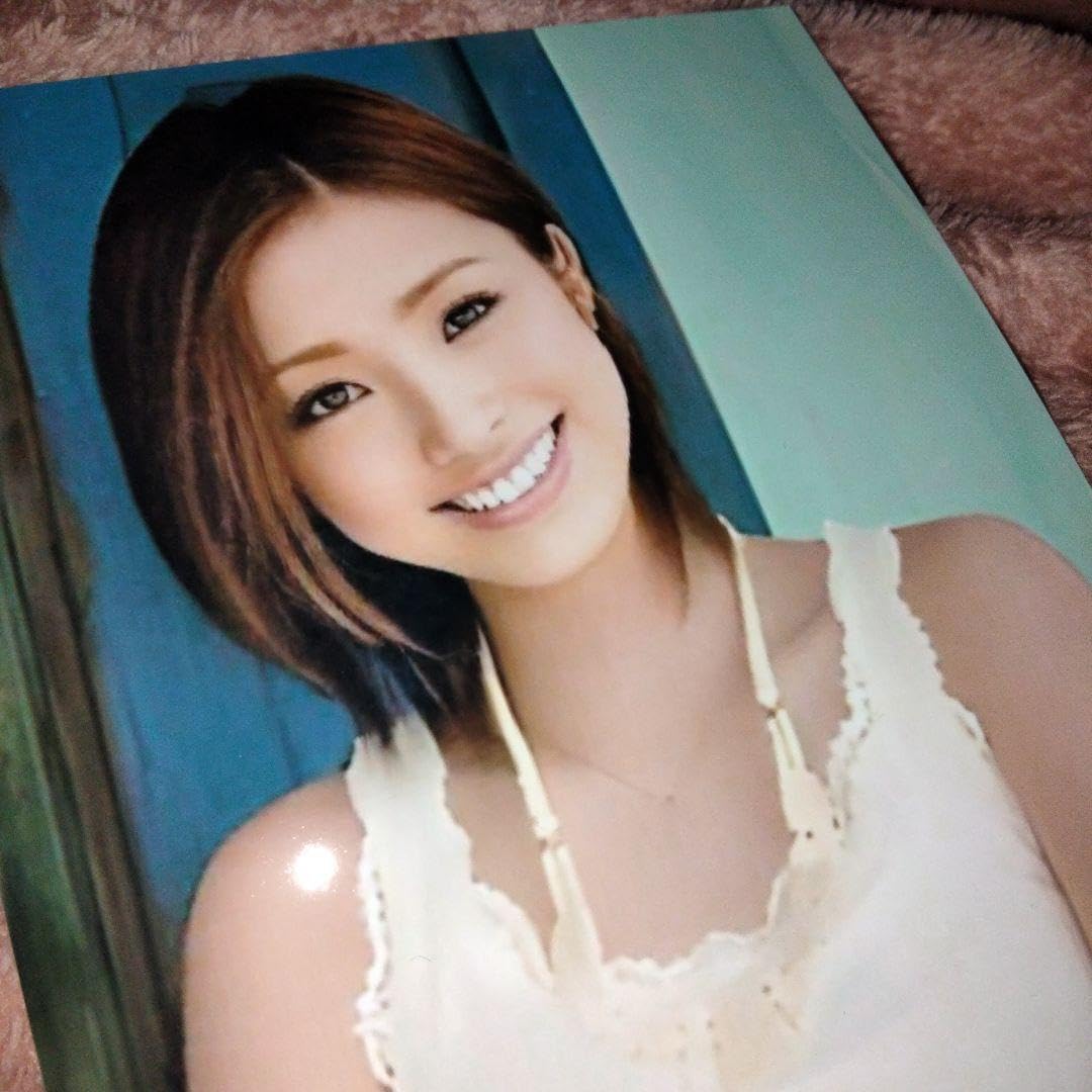 Amazon.co.jp: 上戸彩 2L版写真 : おもちゃ