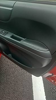 ドアアームレスト 合成皮革 黒 楽天市場】WR-V アームレスト ドアアームレスト ｜ WRV ホンダ