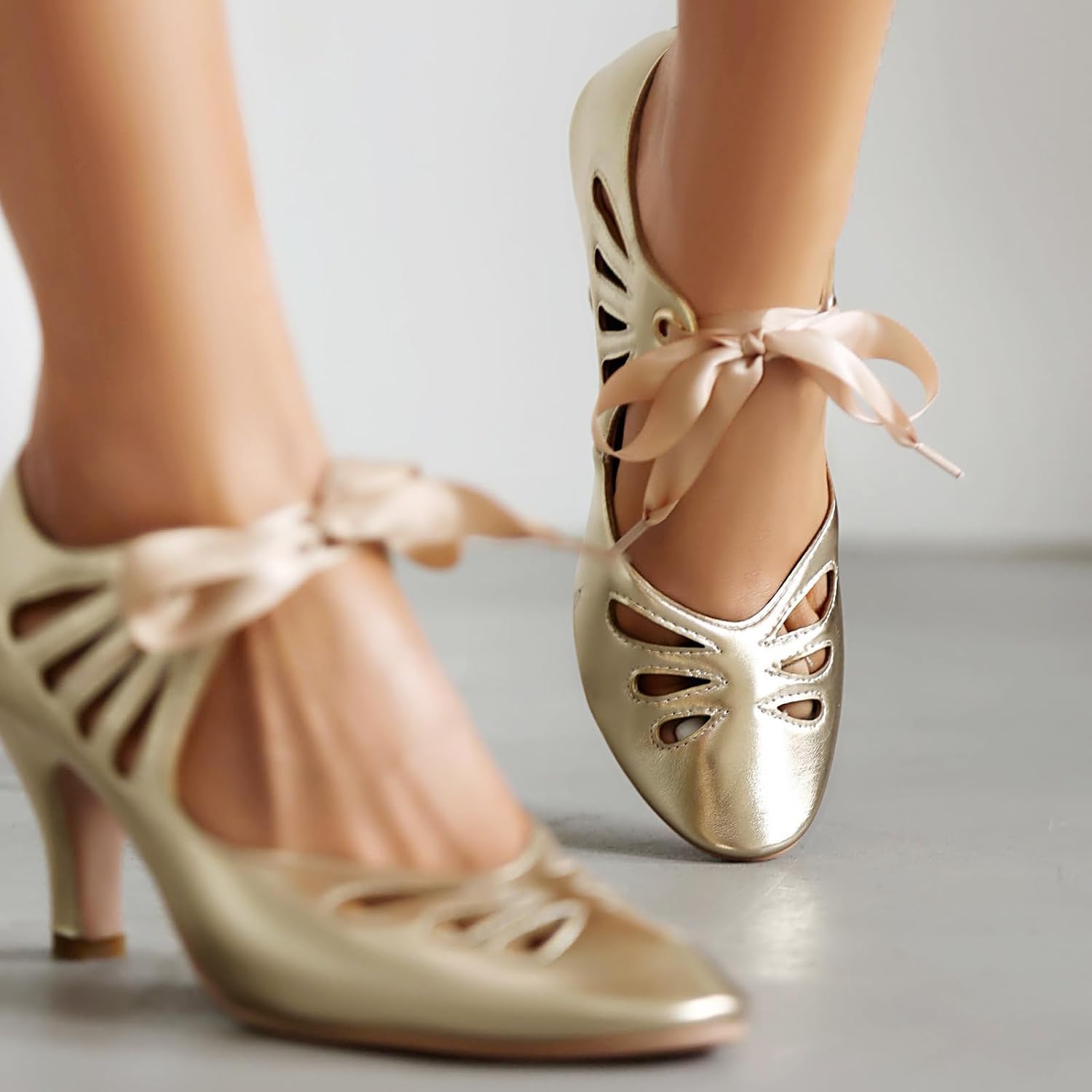 Elerhythm Women's Mary Jane Lace Up Teardrop Cut Out Close Round Toe Vintage 1950s Gatsby Heels Retro 1920s Victorian Pumps Shoes - Image 2