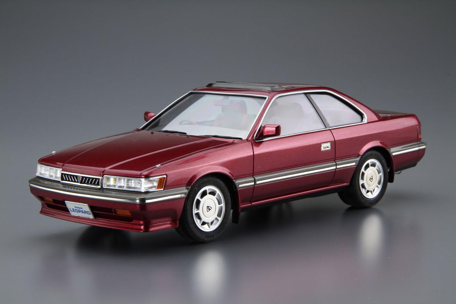Amazon | 青島文化教材社(AOSHIMA) ザ☆モデルカー ニッサン UF31