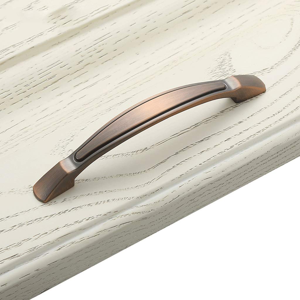 Poignée d'armoire carrée en zinc pour remplacer facilement un bouton de tiroir