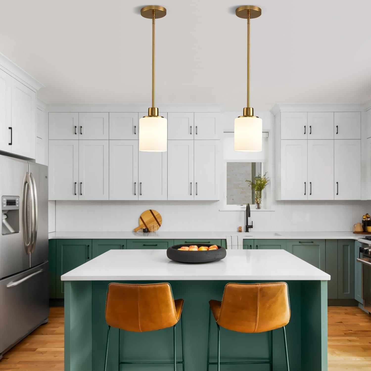 Hängelampe mit Batterie, batteriebetriebene Pendelleuchte, moderne Deckenlampe ohne Stromanschluss mit Fernbedienung und Glaslampenschirm, 9 Farben dimmbar ideale Hängeleuchte für jeden Raum.(Milky+br