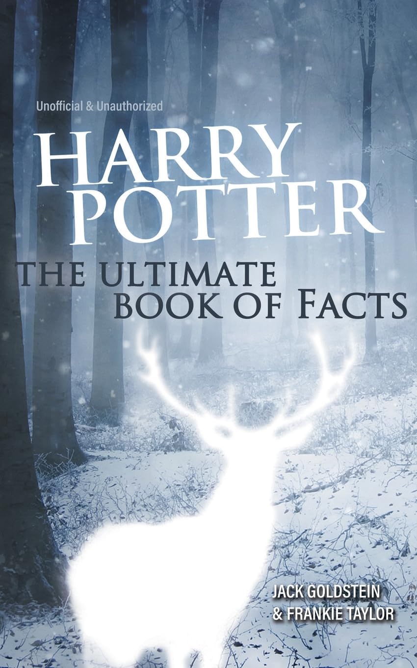 Harry Potter - The Ultimate Book of Facts Paperback – 3 Dec. 2013