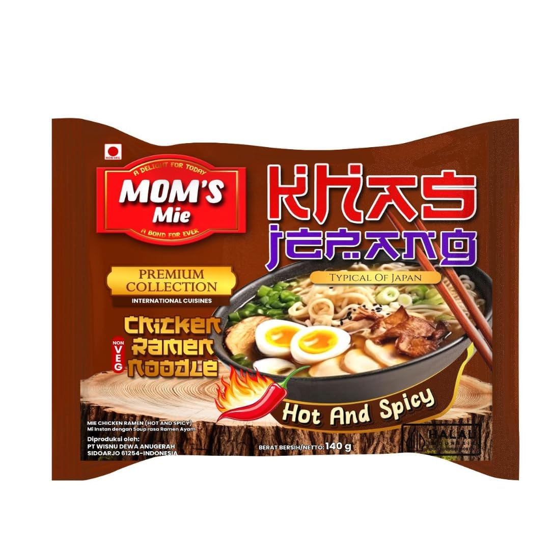 Mom's Mie Chicken Ramen Instant Noodles 140g Rich Savory Chicken