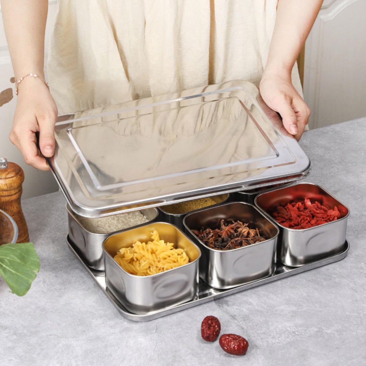 Hemobllo Six Grid Stainless Steel Seasoning Container with Removable Lid