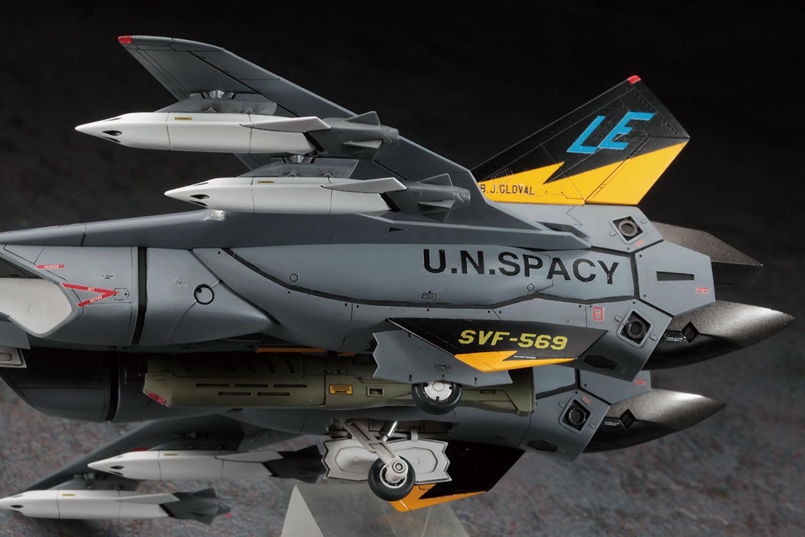 Amazon | ハセガワ 1/72 VF-19A SVF-569 ライトニングス W/ハイ