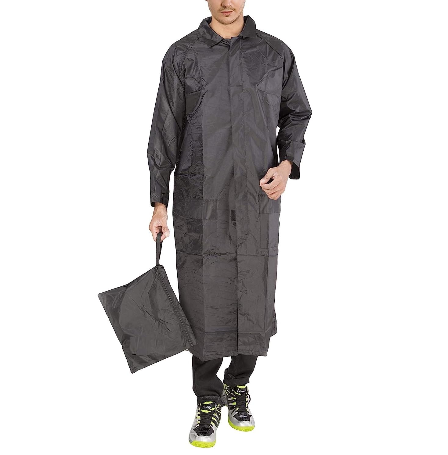 SGL Unisex Long Black raincoat Size: Large.