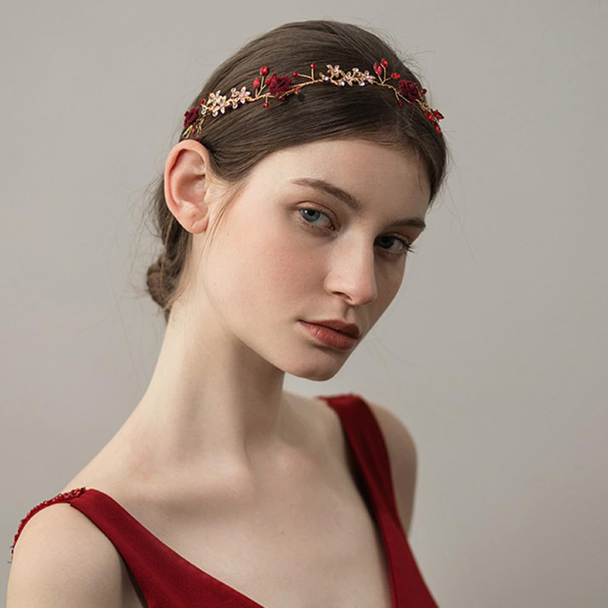 WOONEKY 1pieza Tocado Floral Delicado Para Novia Piedras Rojas Accesorio De Boda Para Fotografía De Fiesta y Estilo Chino