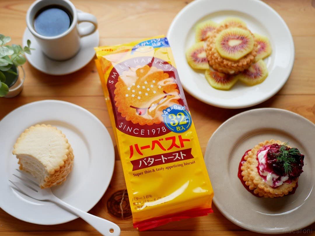 Amazon.com: Tohato Harvest Butter Toast Biscuits 3.5oz. (12.5g x 8