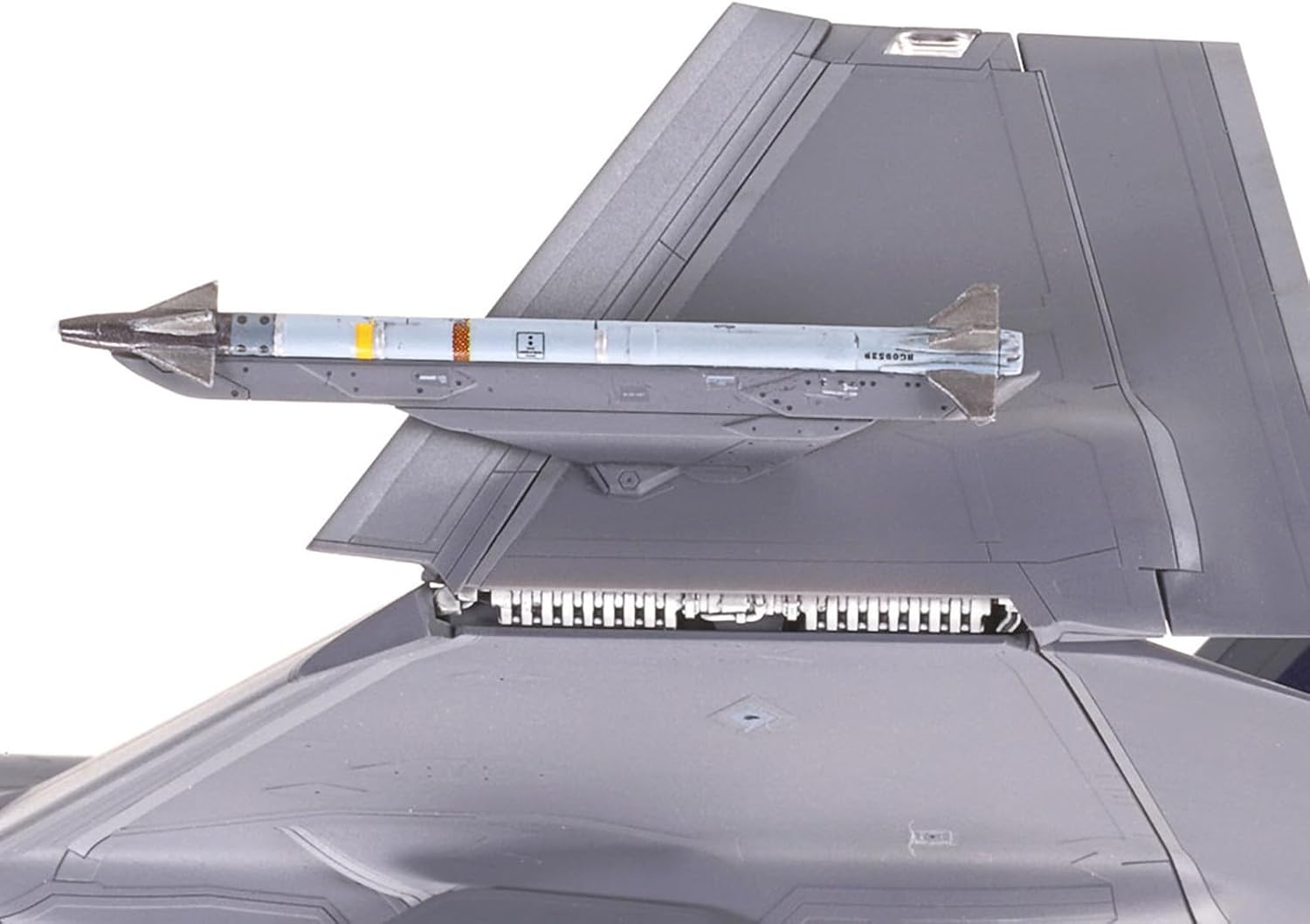 TAMIYA 1/72 Lockheed Martin F-35C Lightning II TAM60794 RC Trainer Airplanes