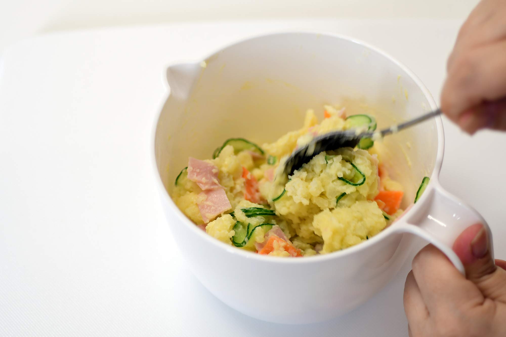 Amazon｜川崎合成樹脂 電子レンジ ベジポテ ポテトサラダメーカー