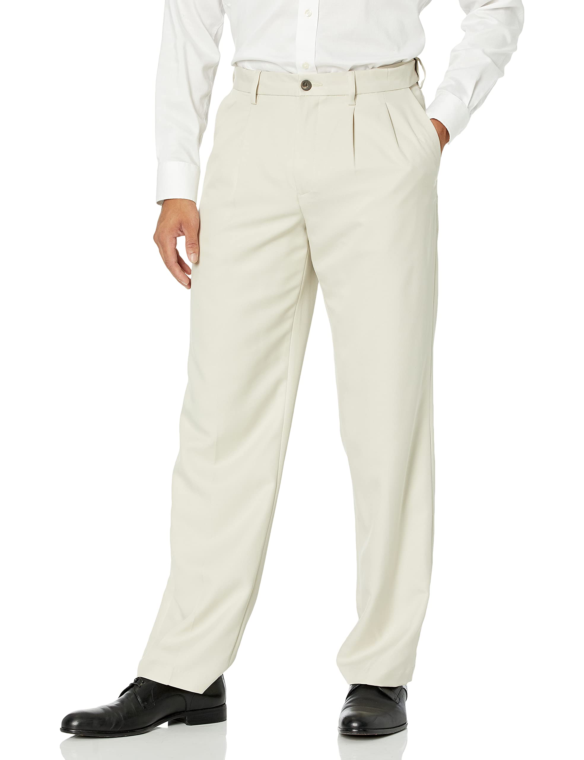 Amazon Essentials Mens Classic-Fit Expandable-Waist Pleated Dress Pant