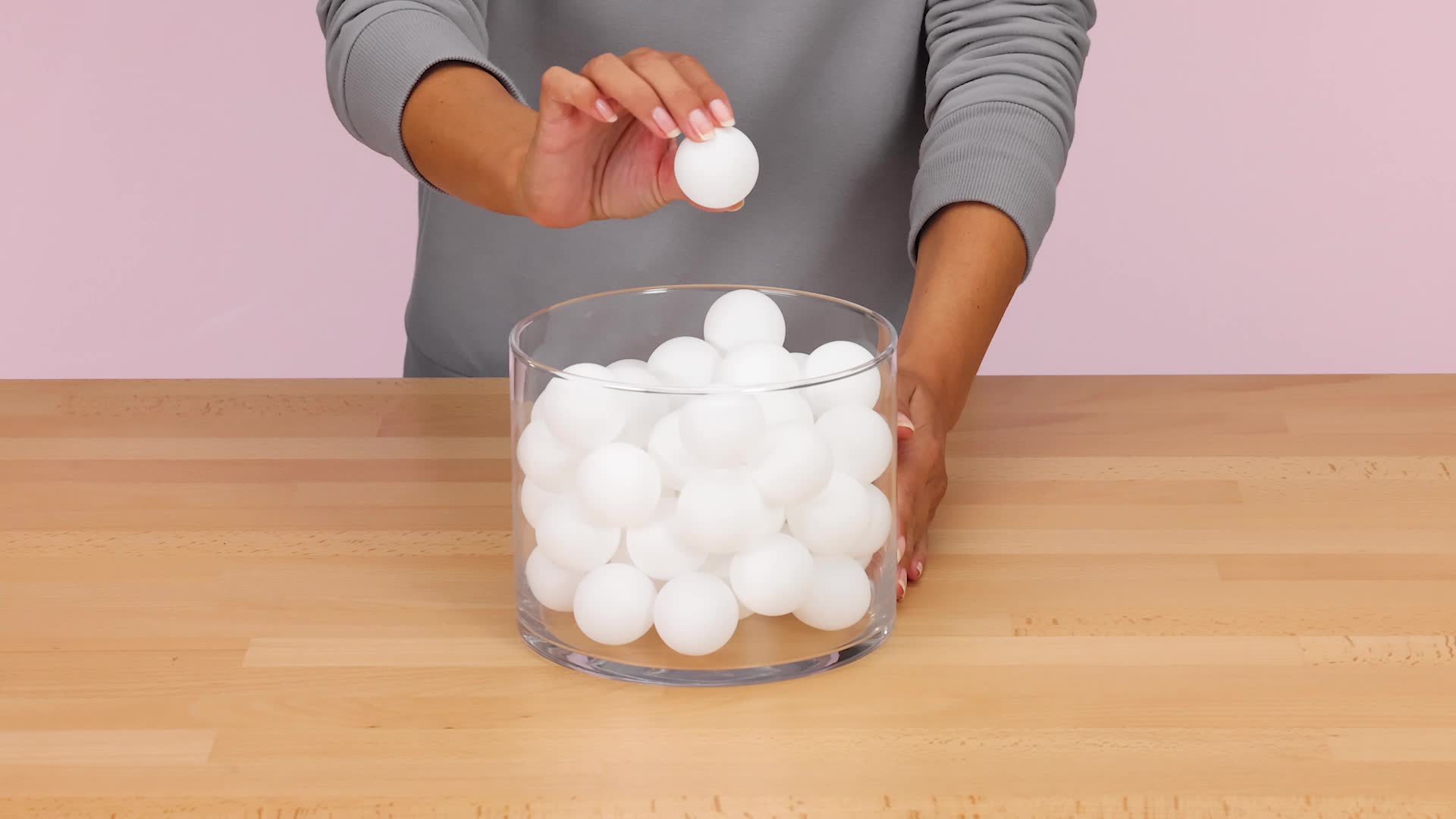 Relaxdays Beer Pong Bälle 144er Set - Weiße Tischtennisbälle 38mm