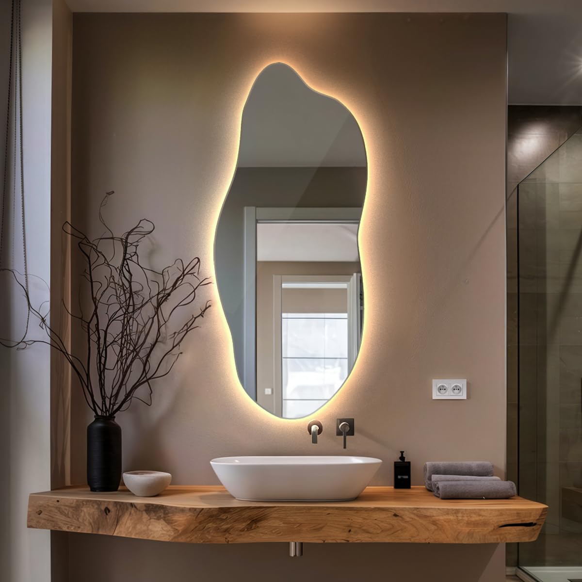 Tulup Grande Espejo 45x100 cm con Iluminación LED Luz Cálida para Baño Dormitorio Sala de Estar Montaje en Pared de Maquillaje Sin Marco Forma Orgánica Asimétrico Irregular Forma Única Diseño