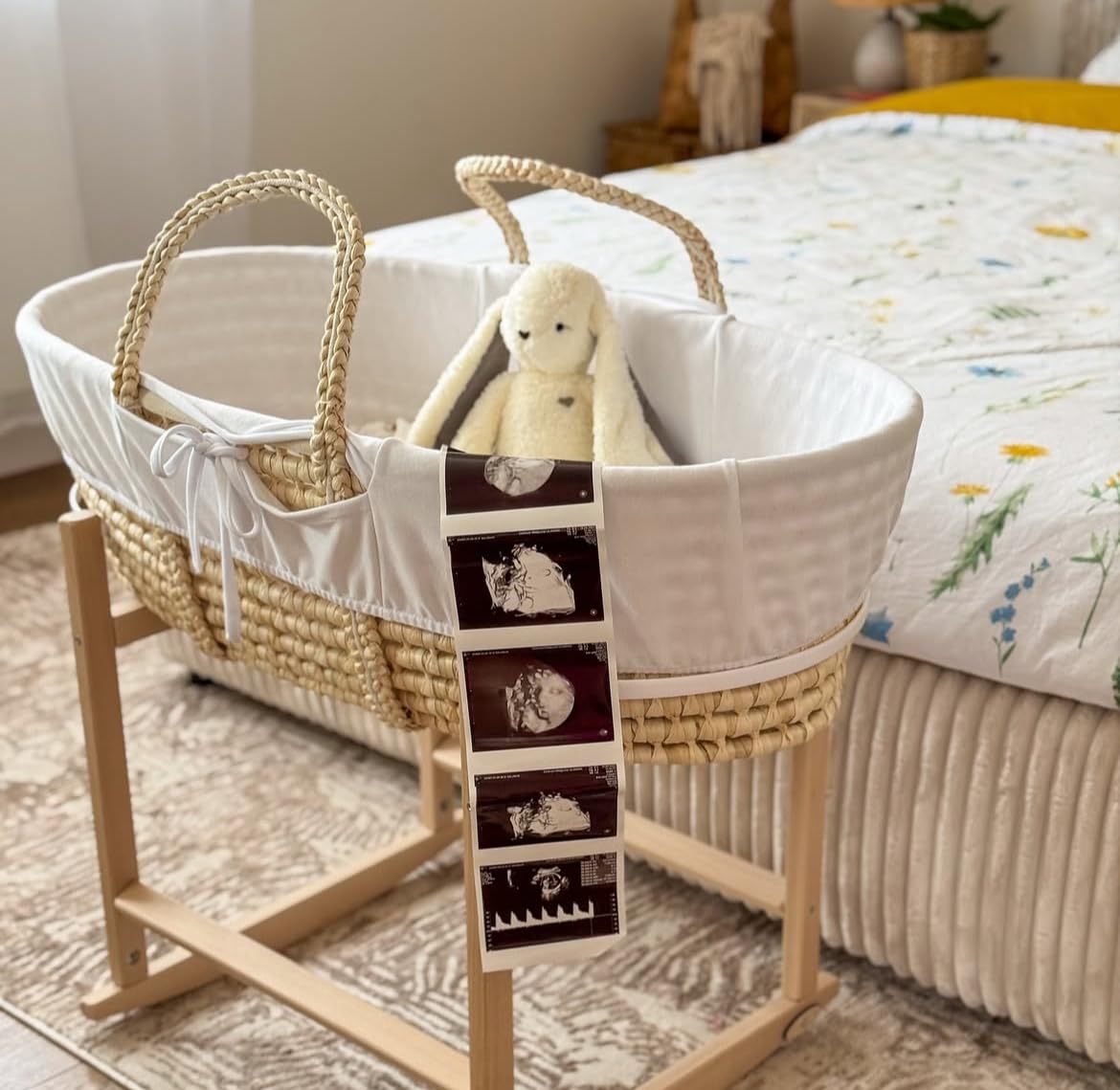 Moseskorb aus Maisblatt mit Matratze und Baumwollauskleidung – Handgemacht, Tragbar & Zertifiziert – Naturmaterial für Neugeborene – Babykorb