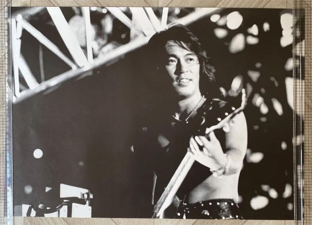 B'zポスター2枚のみ Amazon.co.jp: B'zポスター2枚セット サイズ約36.5×51 : おもちゃ