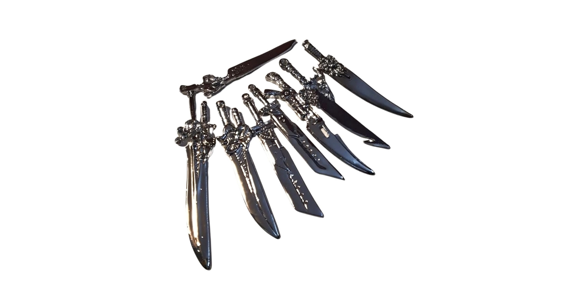 FF7 キーホルダー　セット Amazon.co.jp: キーホルダー クラウド バスターソード FF7 FF10