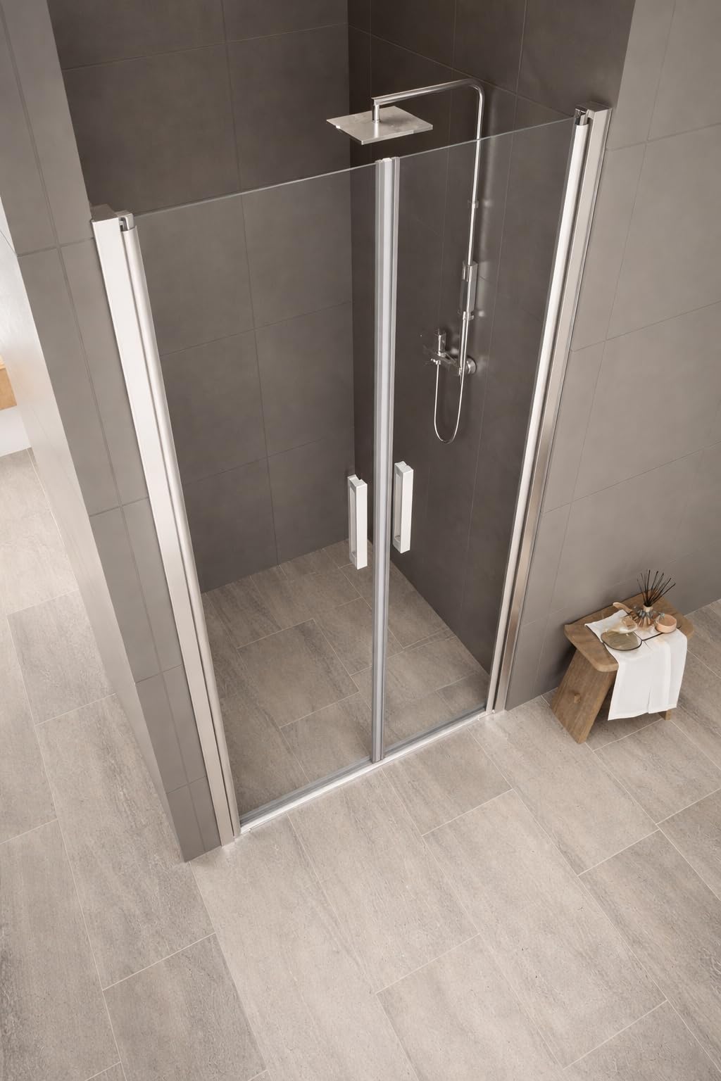 Box Doccia Saloon Doppia battente per nicchia trasparente 6mm in cristallo temperato porta con maniglie e profili cromati reversibile h195 (Trasparente, 70cm)