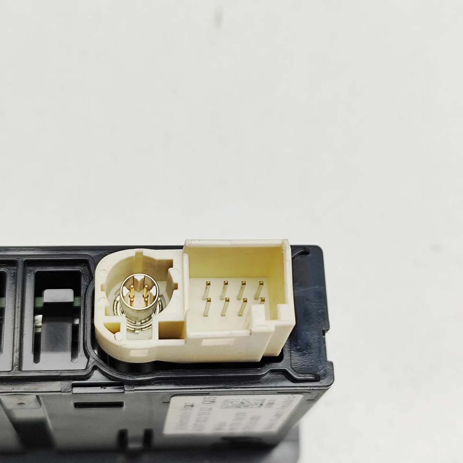 Interfaces USB mejoradas para Tablero de automóvil para A180 A200 CLA200 GLA200 EQA250 Admite tecnología de Carga rápida de 18 W 2478203902 Puerto de Carga con Conector USB