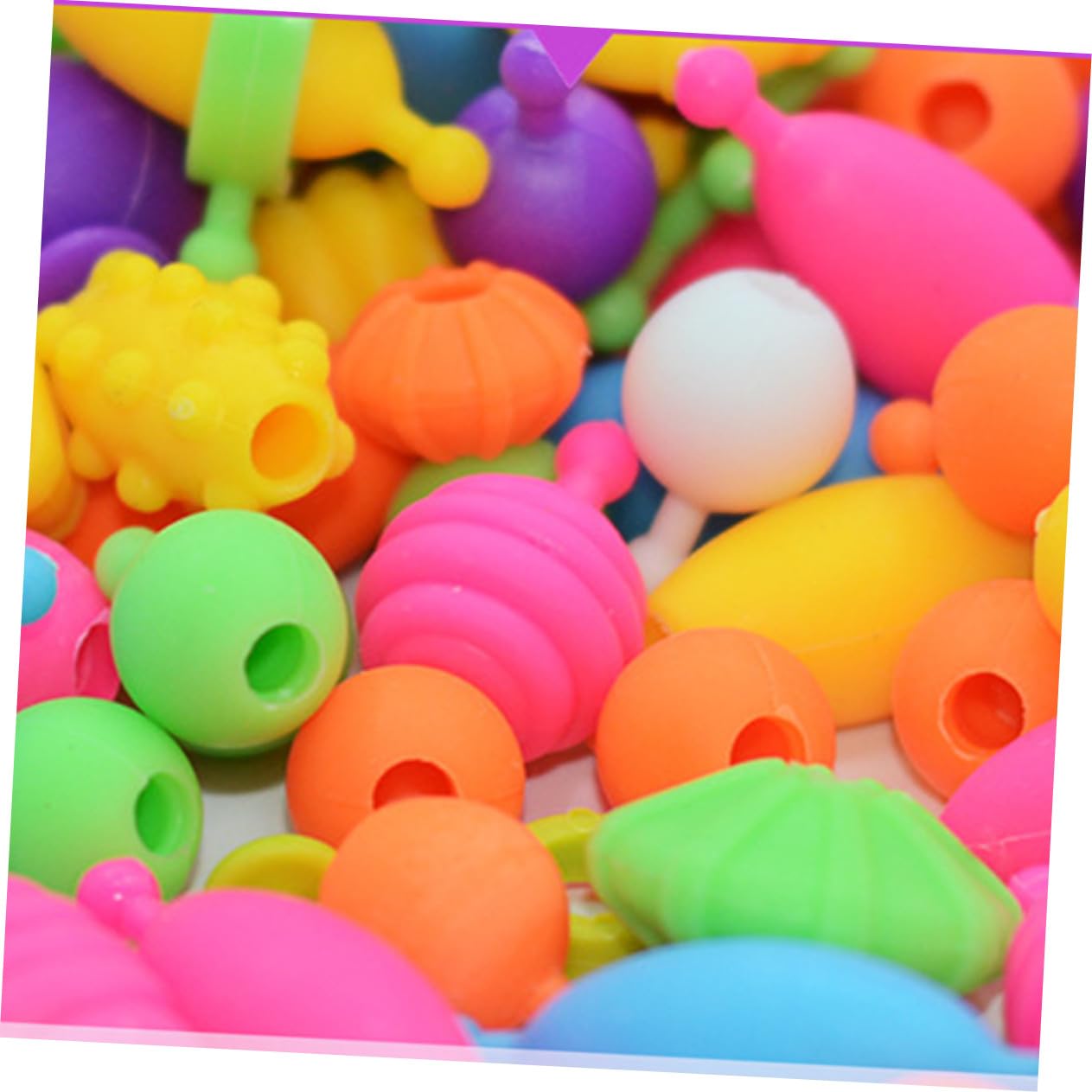 GALPADA 1 boîte Coffret Perles DIY Garçon Fille avec Perles Plastique Colorées Boîte Portable Lavable pour Fabrication Bracelet et Collier Créatif Fille Garçon