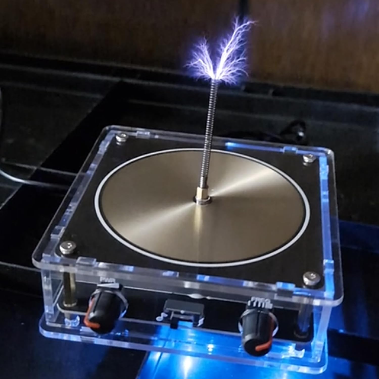 Bluetooth Music Tesla Coil, SSTC Artificial Lightning Plasma Loudspeaker Arc Generator, Wireless Transmission Teaching Demonstration Experiment Model, Base is 4.84" x 4.44", Upgraded Version