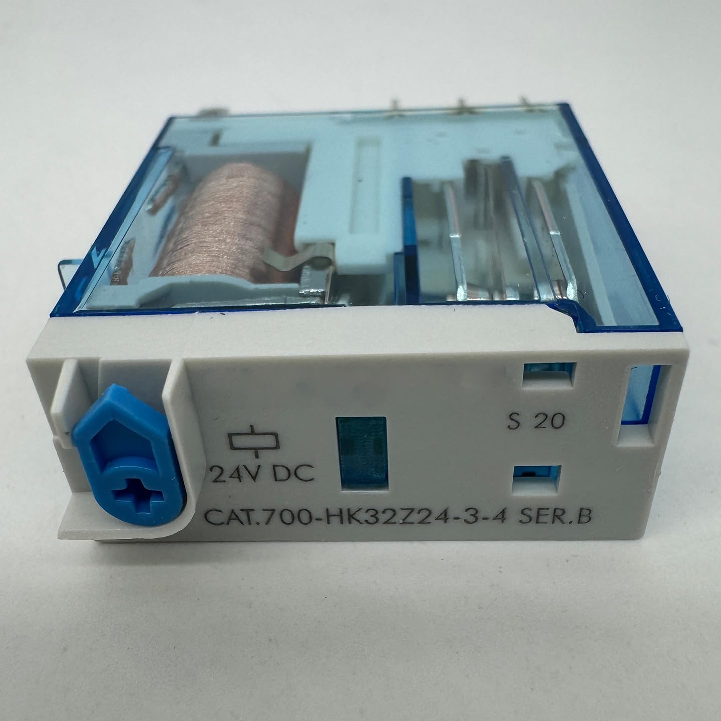 700-HK32Z24-3-4 New GP 700-HK General Purpose Slim Line Relay 700HK32Z2434