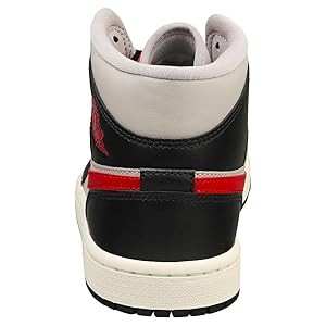 Amazon | Nike メンズ バスケットボールシューズ, ブラック/ジム