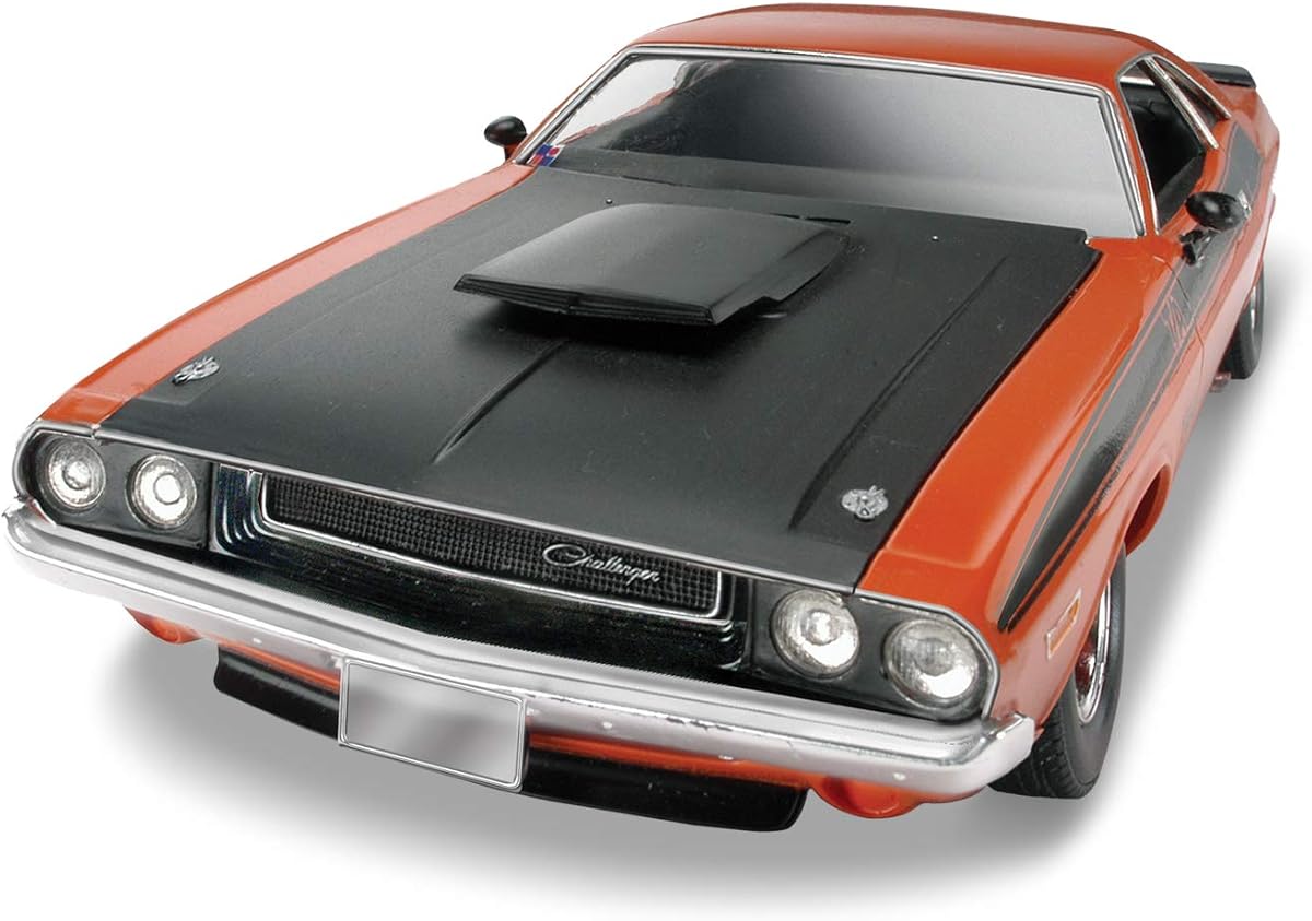 1970 Dodge Challenger 2N1 Plastic Car Model Building Kit 1:24 Scale