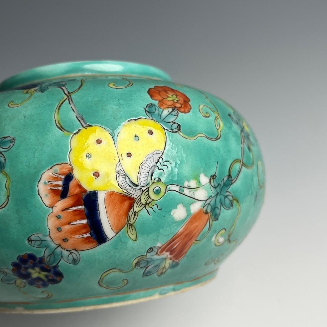 緑釉粉彩瓜果蝶紋水注 大清光緒年製 款 中国古玩 美術 唐物 A560 緑釉粉彩瓜果蝶紋水注 大清光緒年製 款