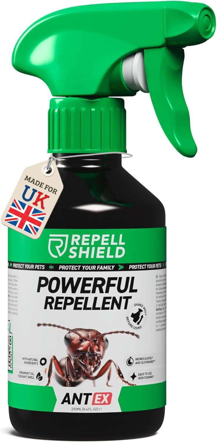 Ant Repellent Indoor & Outdoor Spray -250ml- Effective Natural Ant Spray For Kitchen, Home, Patio & Garden - Family & Pet Friendly Peppermint Ant Repellent - No Stains - Made in Germany