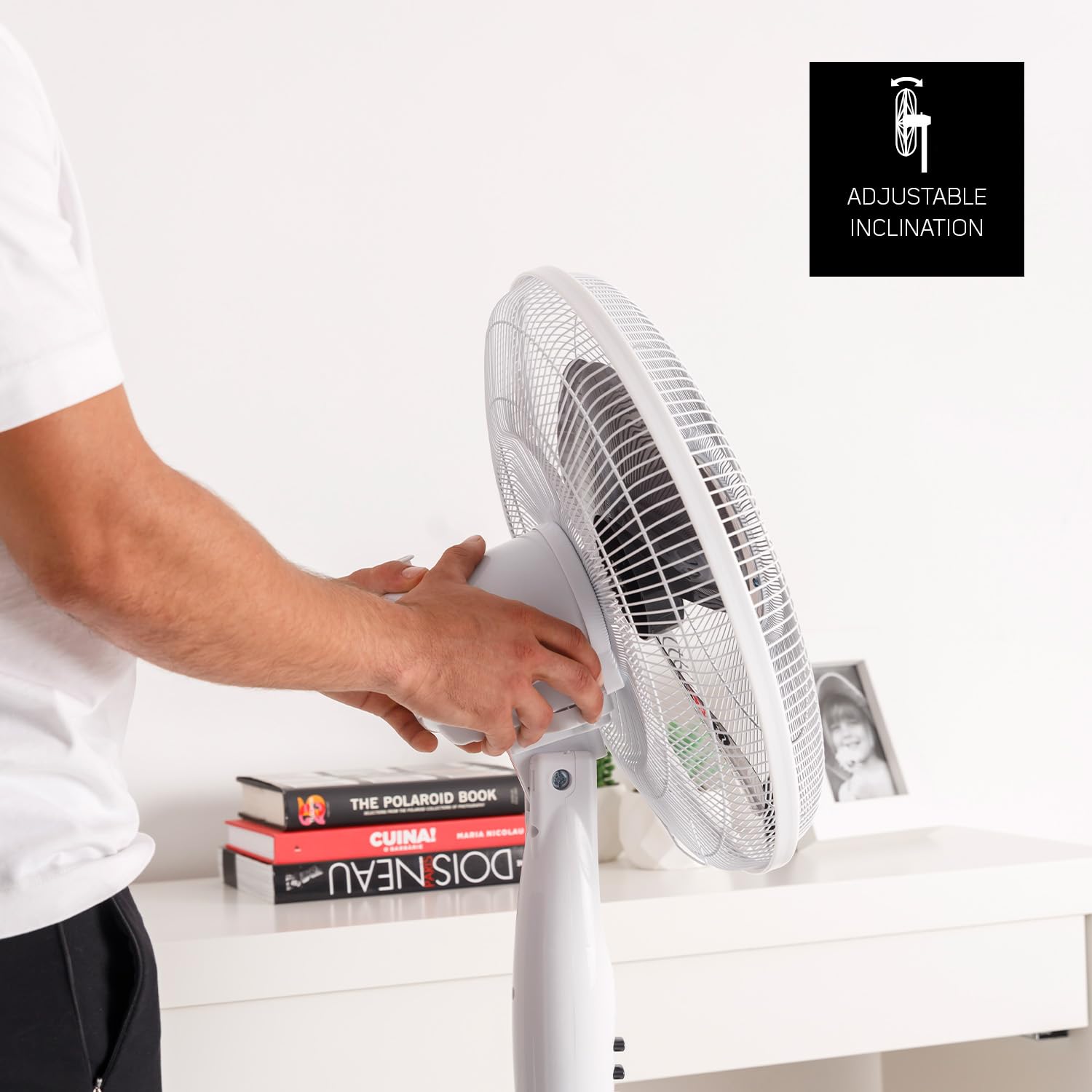 Taurus Greco 16 Elegance Tafelventilator, 40 W, stil, 3 vleugels, 40 cm diameter, oscillatiesysteem, verstelbare helling, draagbaar, uitneembaar rooster, elegant design, zwart : Taurus Taurus Greco 16 Elegance Tafelventilator, 40 W, stil, 3 vleugels, 40 cm diameter, oscillatiesysteem, verstelbare helling, draagbaar, uitneembaar rooster, elegant design, zwart : Taurus