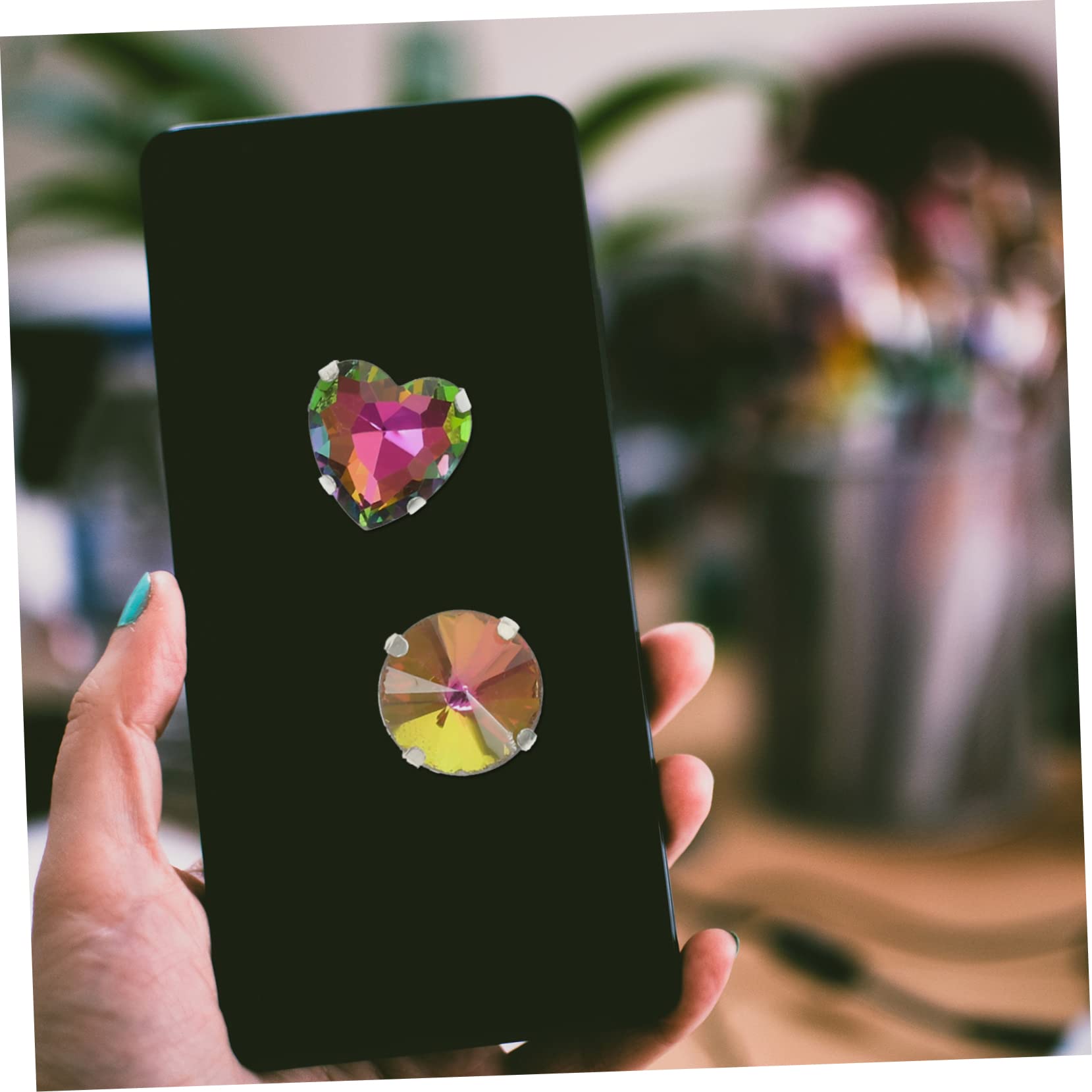 Lurrose 100stücke Rhinestones Für Dekorationen Glitzernde Glassteine Aufnähen Für Kleidung Taschen Und Accessoires Für Hochzeitskleider Und Handarbeiten