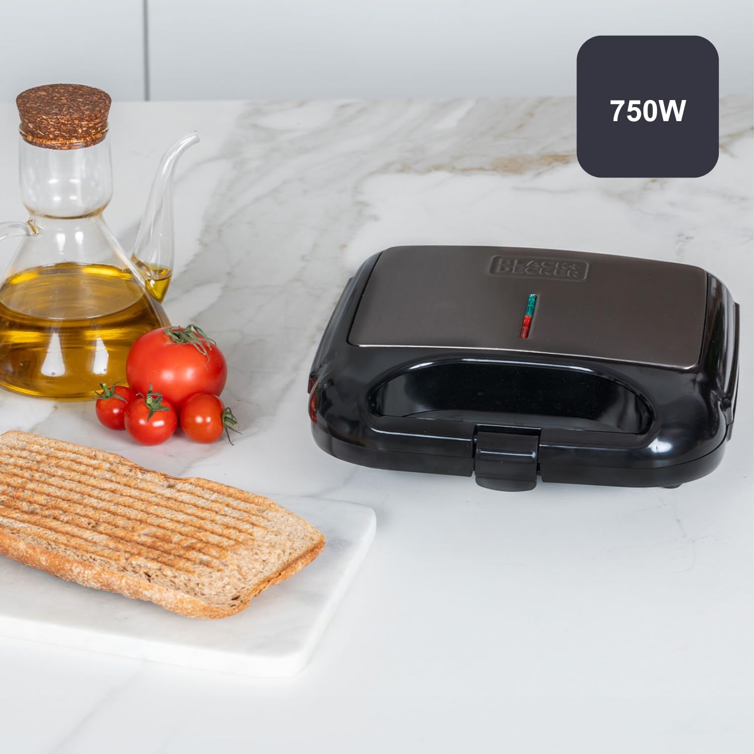 Machine à Sandwich BLACK+DECKER 750W - Grille-Pain Compact, Plaques Antiadhésives 21,5x12,5cm - Idéal Pour Déjeuners Rapides