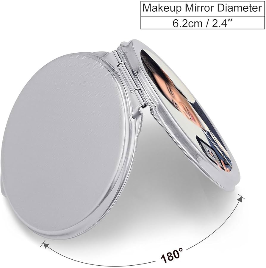 Amazon.co.jp: Snowman 目黒蓮 ラウール 岩本照 深澤辰哉 佐久間大介